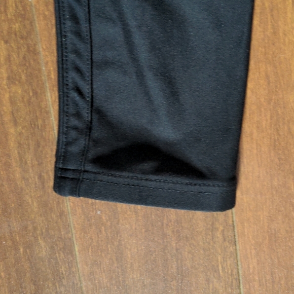 Nike Dri-Fit Black Leggings - Picture 6 of 7
